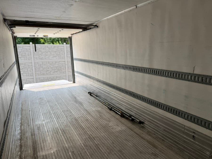 2023 HINO L6