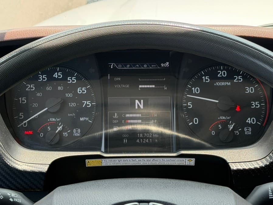 2023 HINO L6