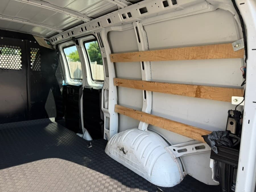 2025 GMC Savana Cargo Van