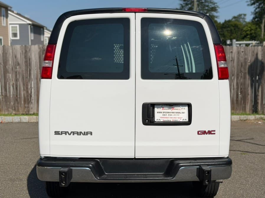 2025 GMC Savana Cargo Van