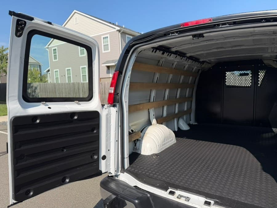 2025 GMC Savana Cargo Van