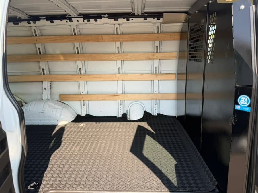 2025 GMC Savana Cargo Van
