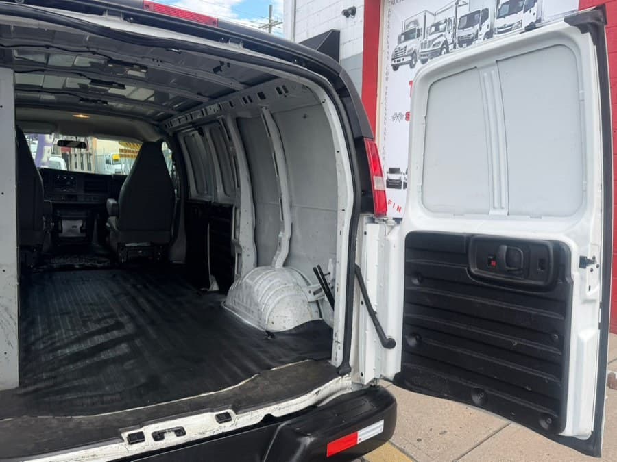 2016 Chevrolet Express Cargo Van