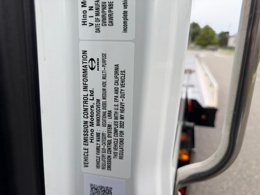 2023 HINO L6