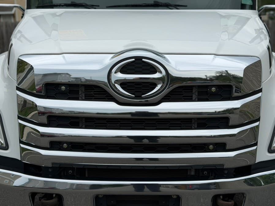 2023 HINO L6