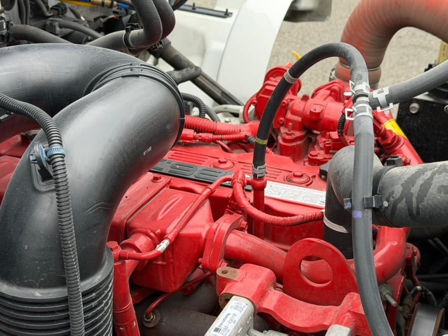 2023 HINO L6