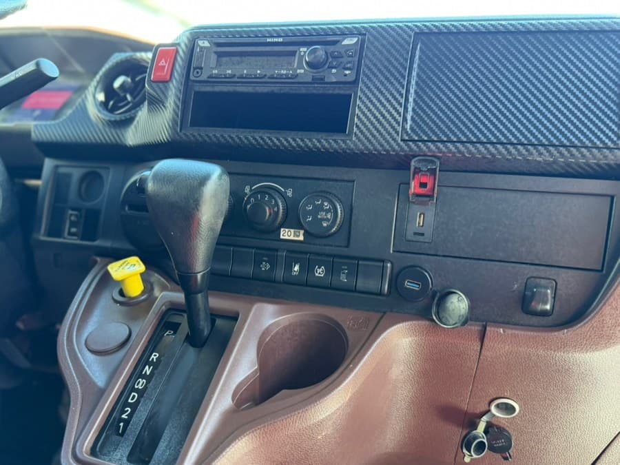 2022 HINO L6
