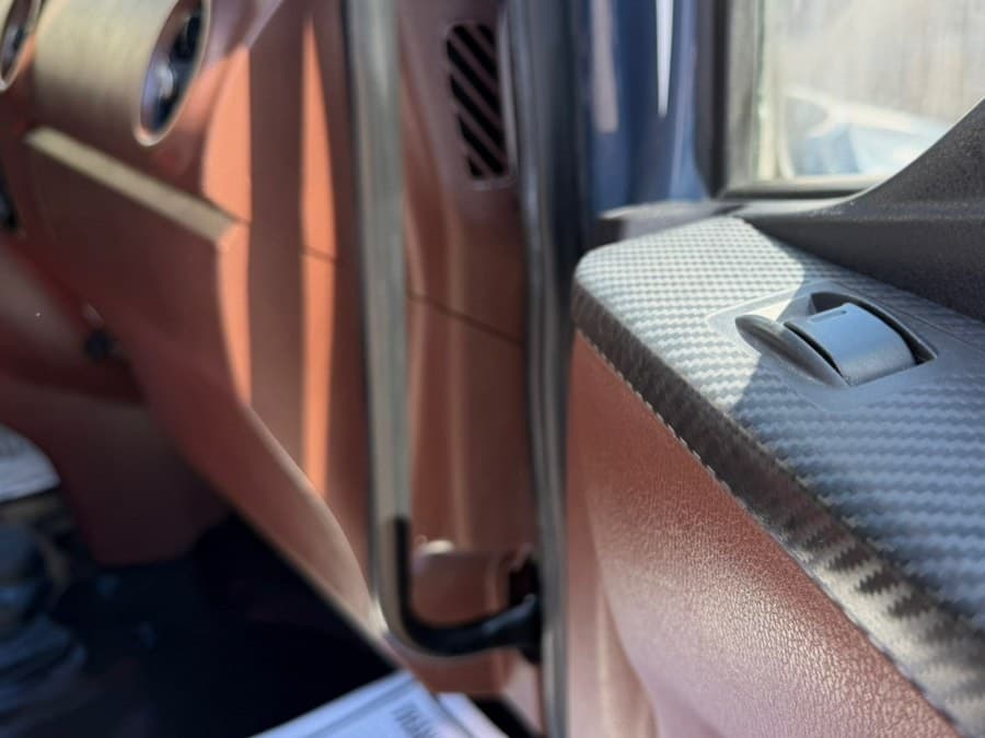 2022 HINO L6