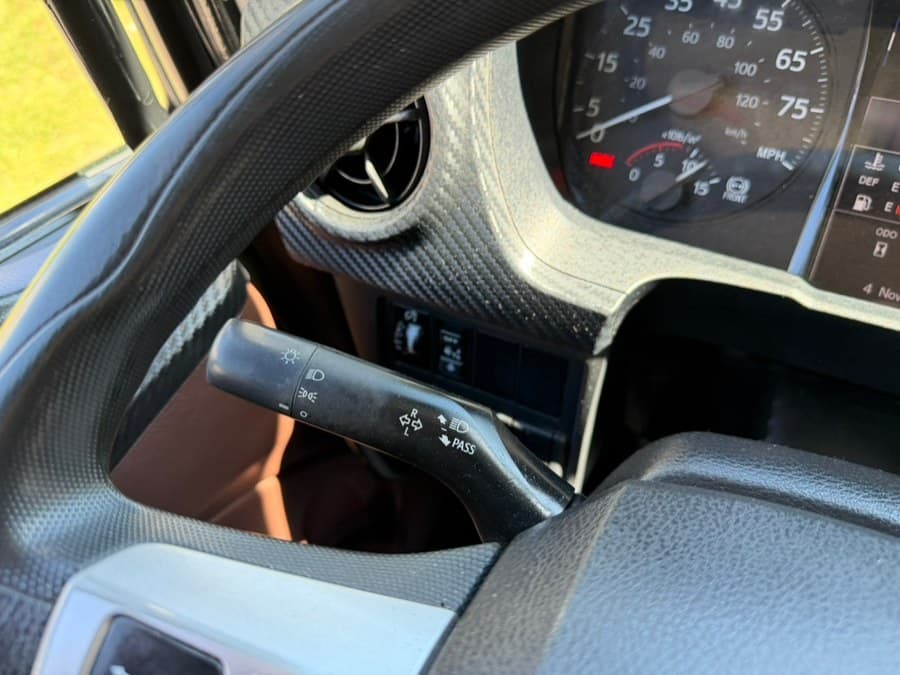 2022 HINO L6