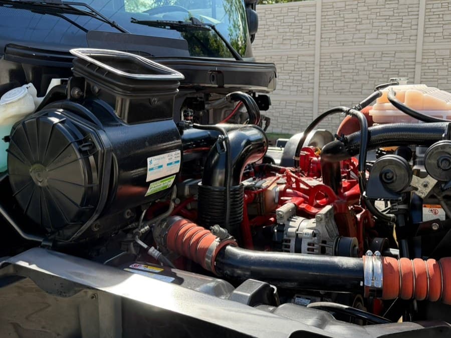 2022 HINO L6