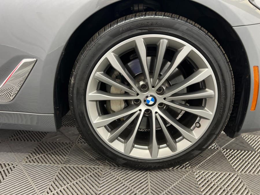 2023 BMW 5 Series