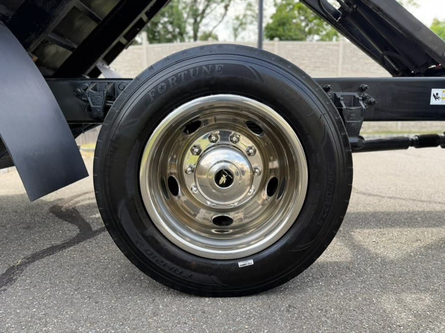 2017 Ford Super Duty F-650 Straight Frame Gas