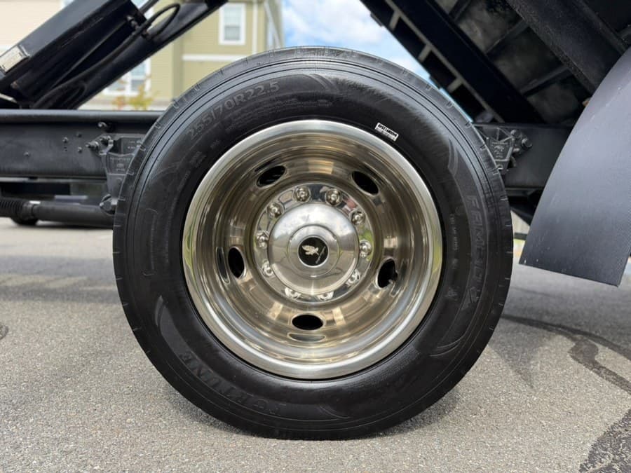 2017 Ford Super Duty F-650 Straight Frame Gas