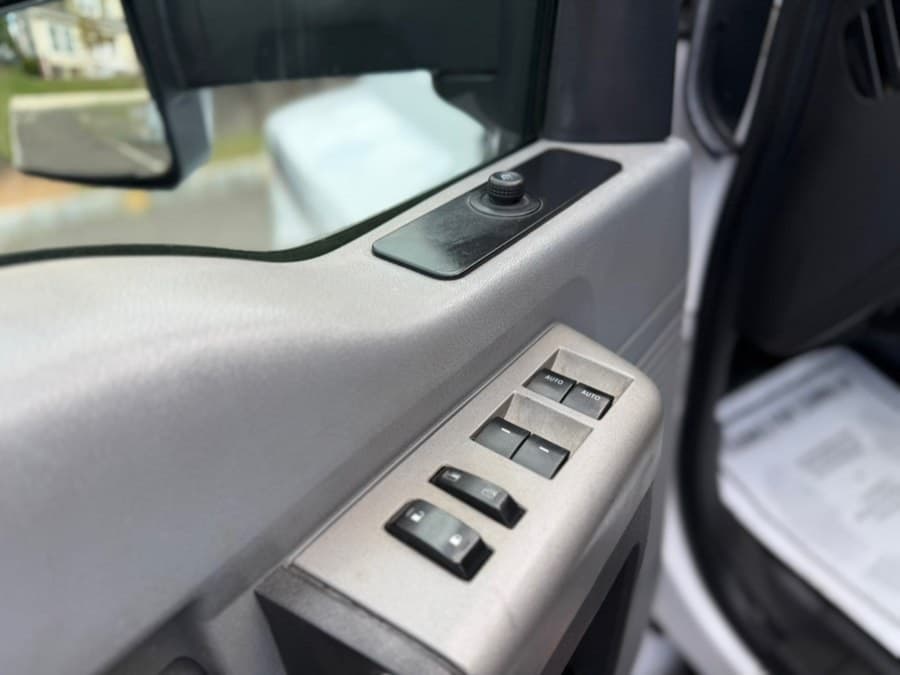 2017 Ford Super Duty F-650 Straight Frame Gas