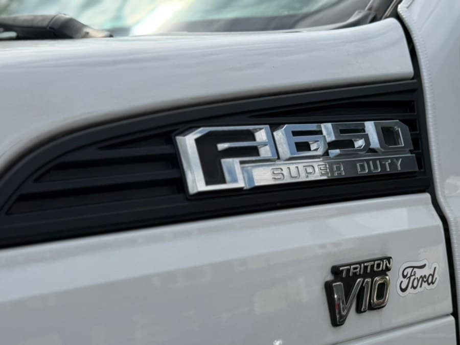 2017 Ford Super Duty F-650 Straight Frame Gas