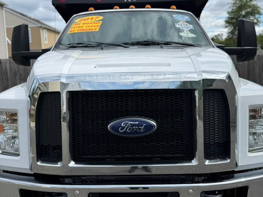 2017 Ford Super Duty F-650 Straight Frame Gas