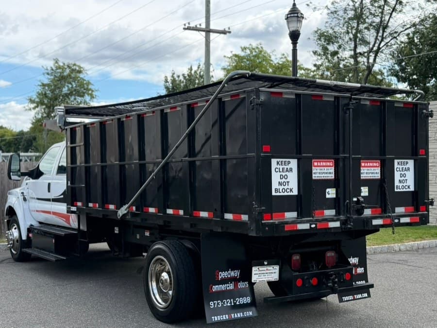 2017 Ford Super Duty F-650 Straight Frame Gas