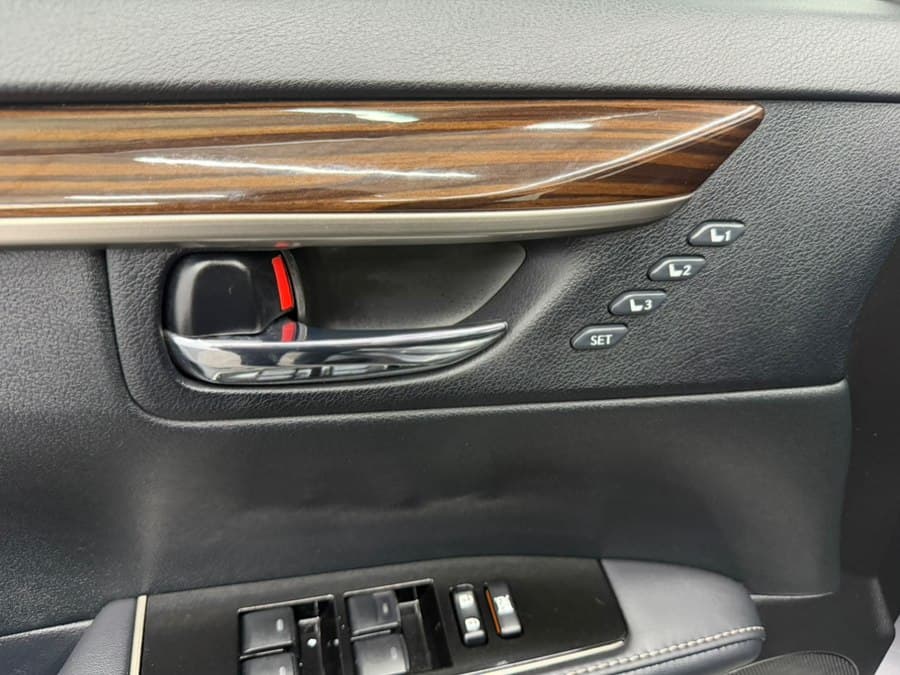 2017 Lexus ES