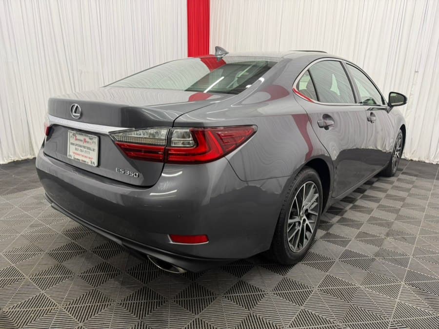 2017 Lexus ES
