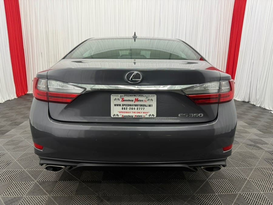 2017 Lexus ES