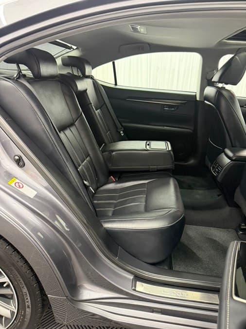 2017 Lexus ES