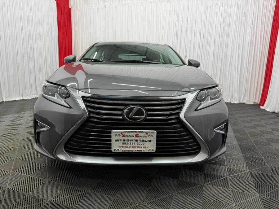 2017 Lexus ES