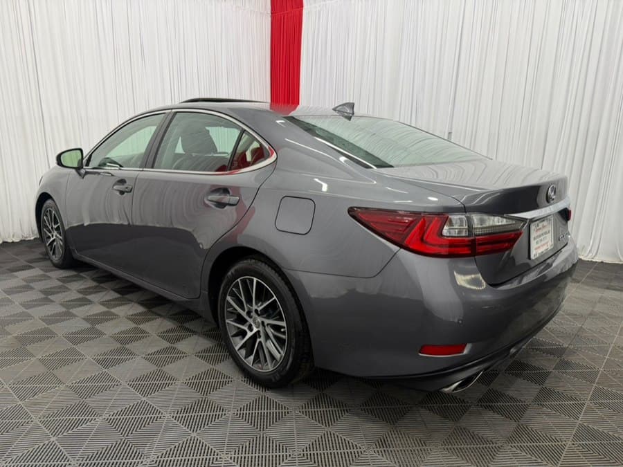 2017 Lexus ES