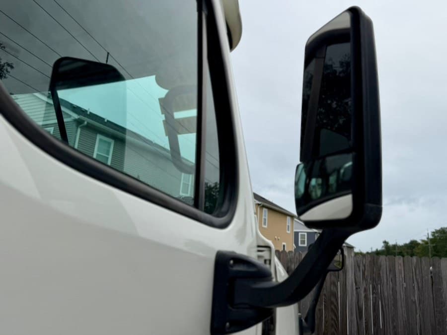 2019 Freightliner Cascadia 125 Extended frame