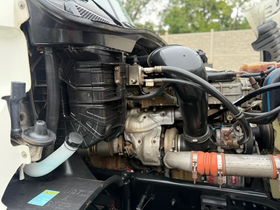2019 Freightliner Cascadia 125 Extended frame