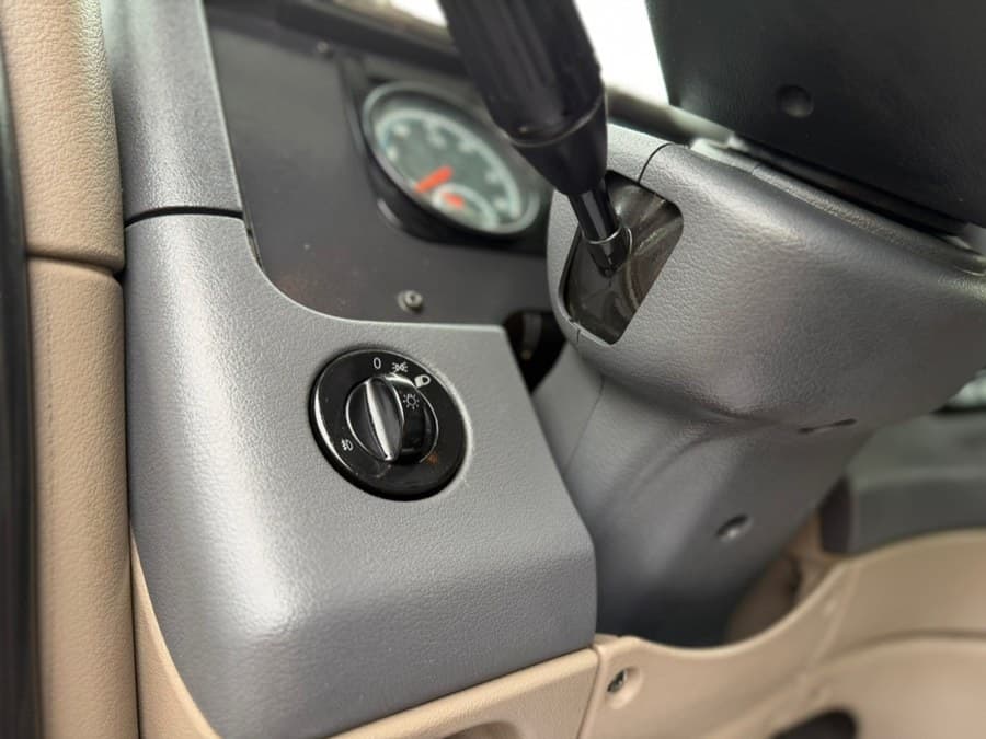 2019 Freightliner Cascadia 125 Extended frame