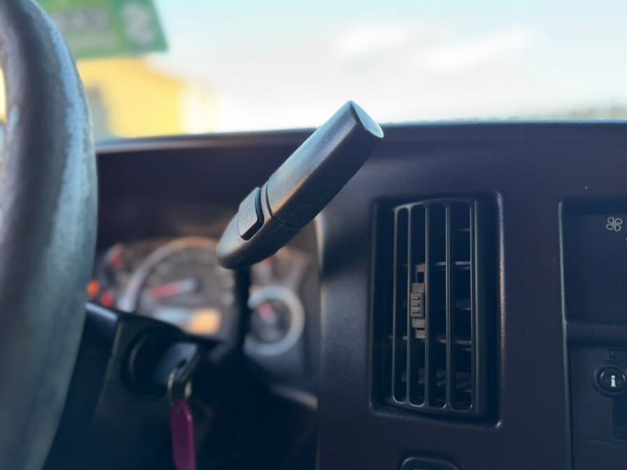 2010 GMC Savana Cargo Van