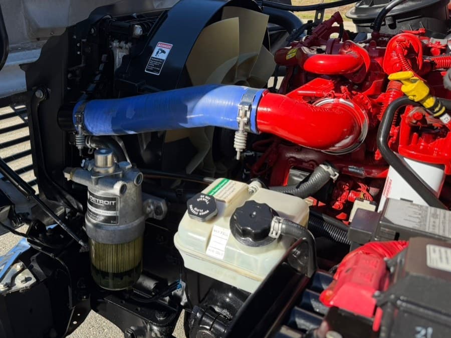 2022 Freightliner M2 106