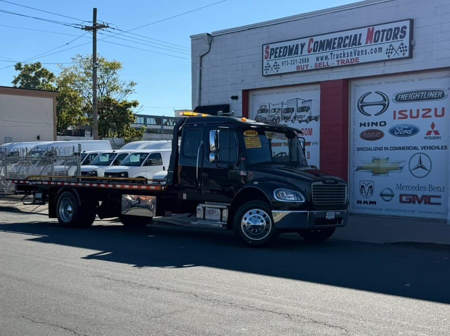2022 Freightliner M2 106 Jerr-Dan 22SRR6T-W-LP Rollback Body 22 ft x 102