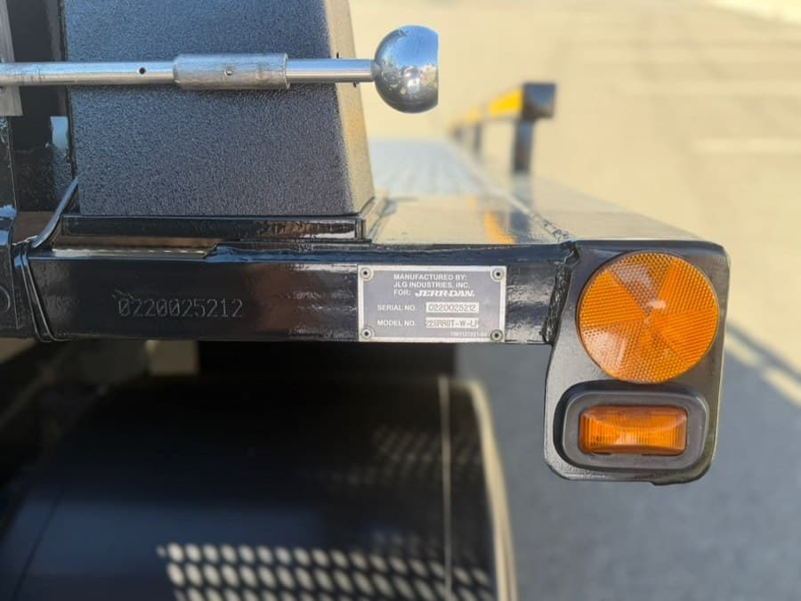 2022 Freightliner M2 106