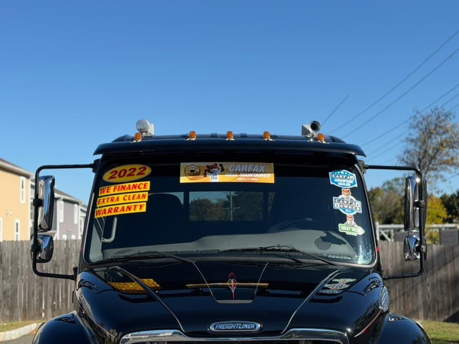 2022 Freightliner M2 106