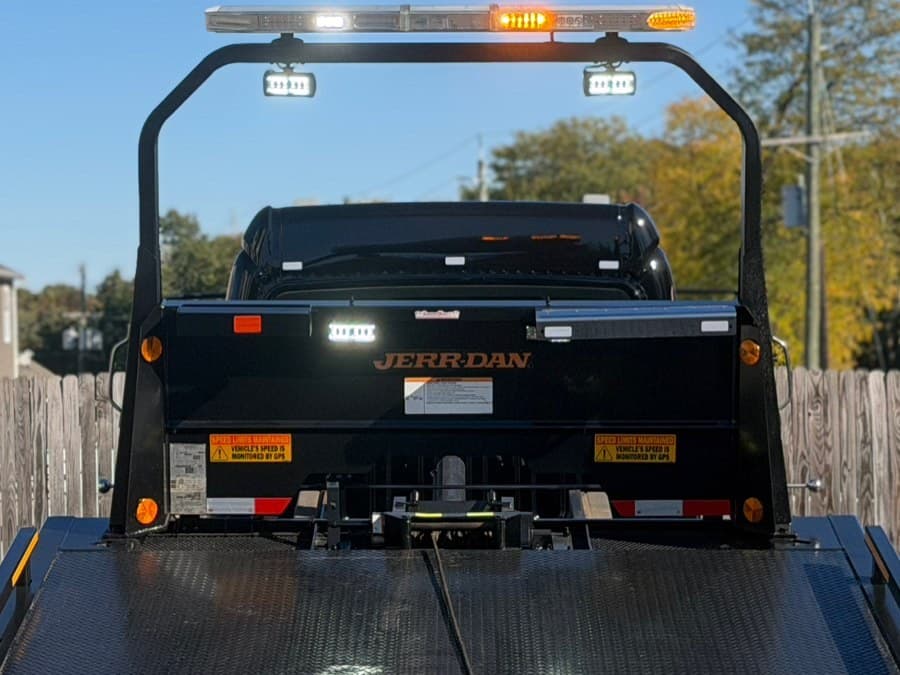 2022 Freightliner M2 106