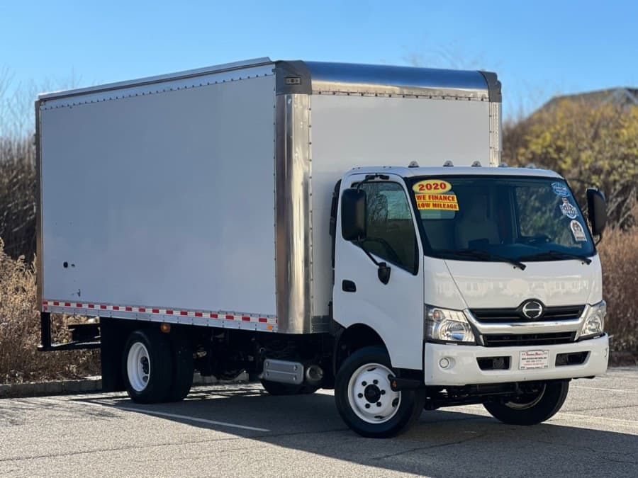 2020 Hino 195