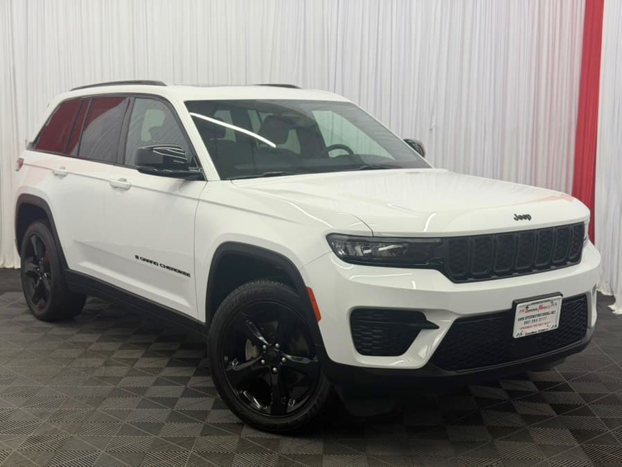 Used 2023 Jeep Grand Cherokee for sale in Paterson NJ — Speedway Motors