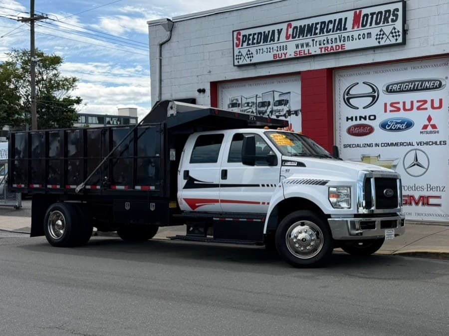 2017 Ford Super Duty F-650 Straight Frame Gas